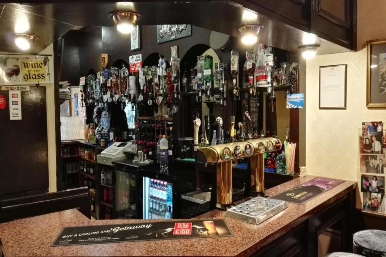 פונטפרקט Barley Mow Hotel מראה חיצוני תמונה