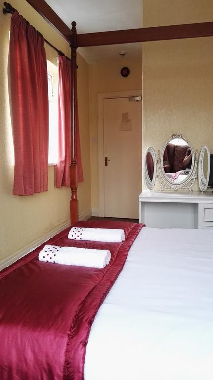 פונטפרקט Barley Mow Hotel מראה חיצוני תמונה