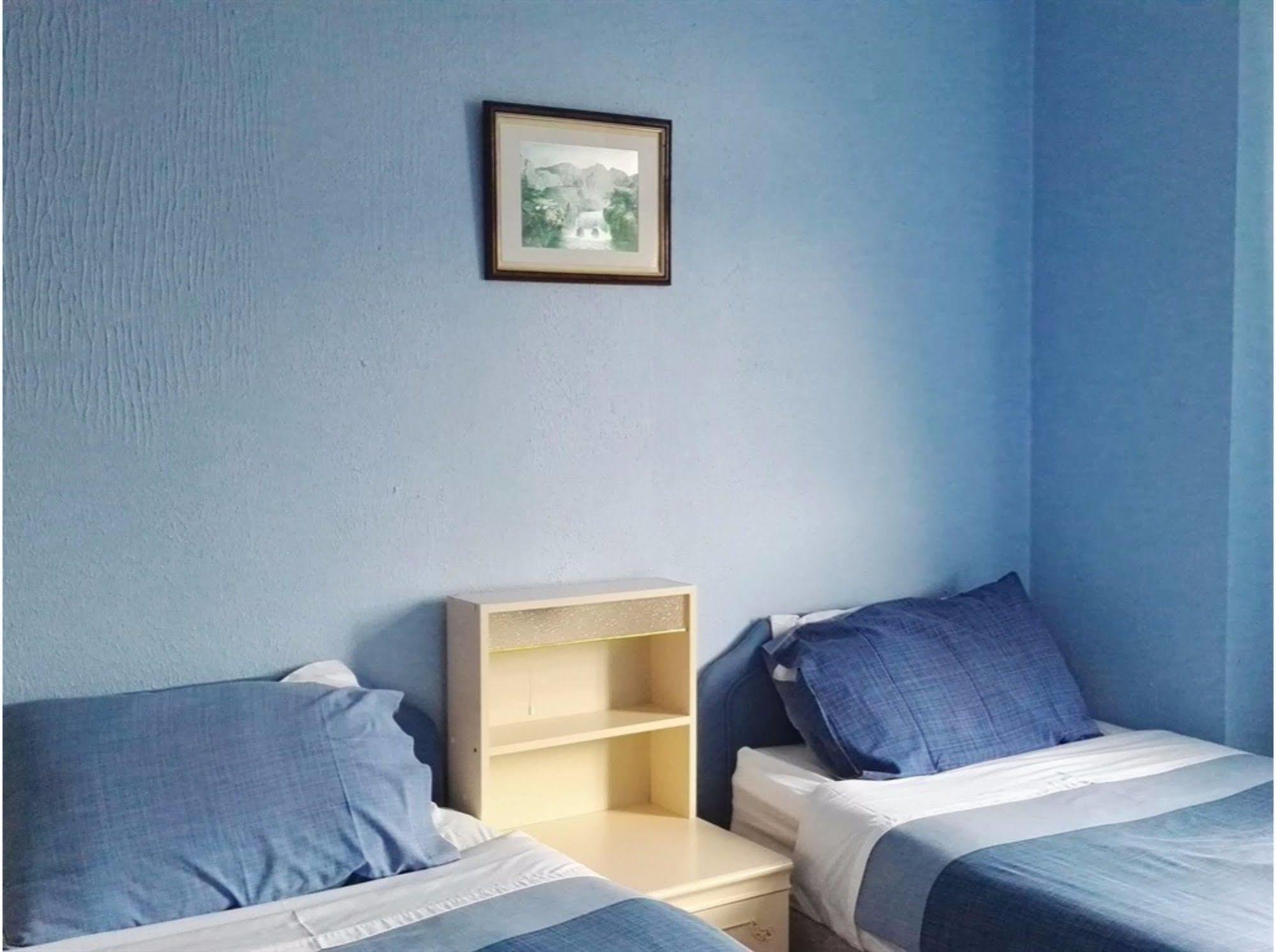 פונטפרקט Barley Mow Hotel מראה חיצוני תמונה