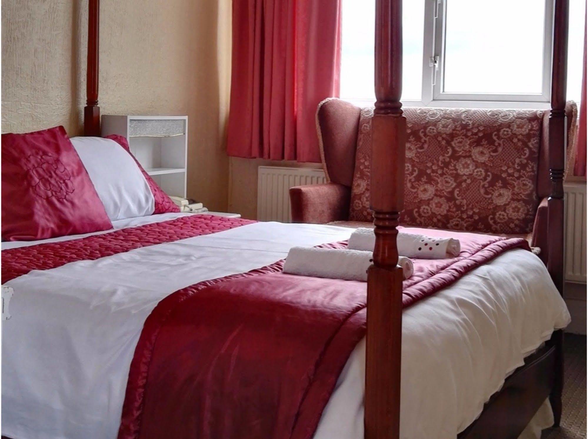 פונטפרקט Barley Mow Hotel מראה חיצוני תמונה